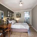 Greenlawns B&B