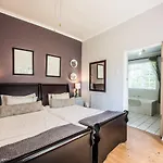 Greenlawns B&B