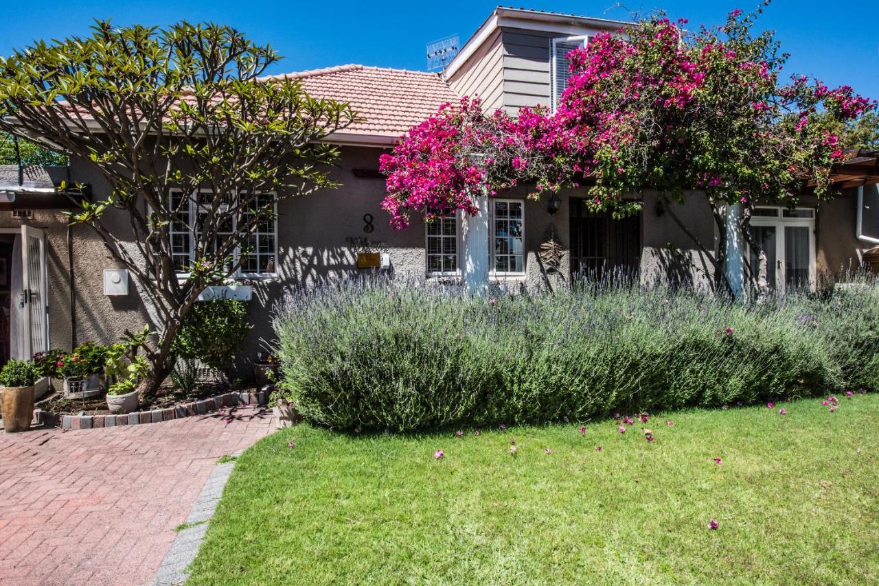 Greenlawns 2* Cape Town